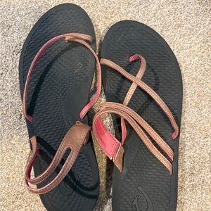 OluKai Women's Strappy Sandals